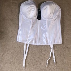 36DDD strapless boustier